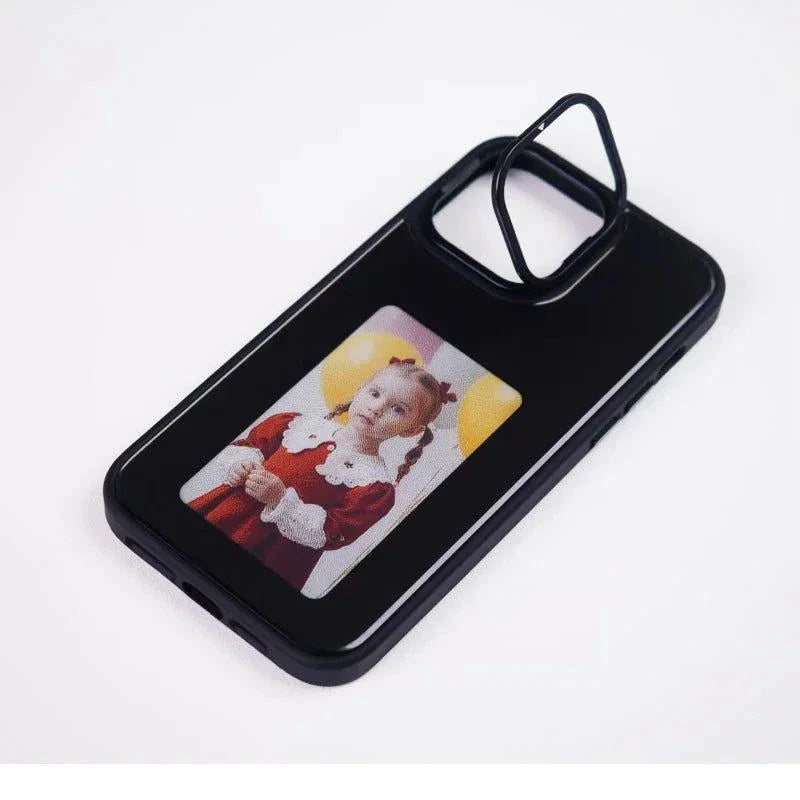NFC Smart Display Case with four-color E-ink screen and integrated NFC technology on a smartphone