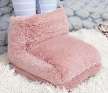 USB-charging furry foot warmer with plush fur design for cozy winter warmth